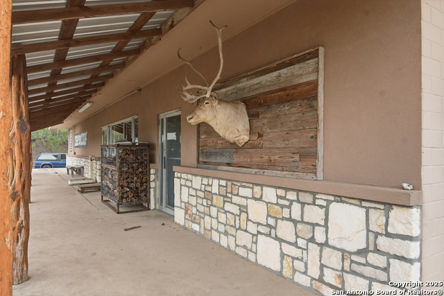 Image 5 of 31 For 320 Fisher E