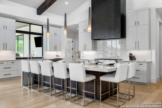 Image 10 of 49 For 211 Clubs Drive