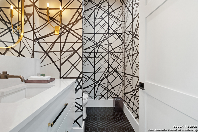 Image 29 of 49 For 211 Clubs Drive