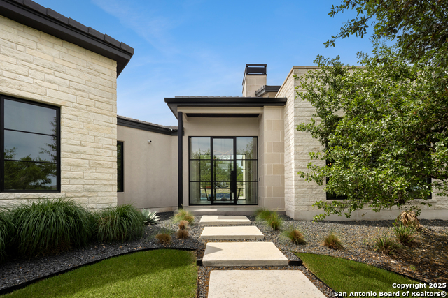 Image 3 of 49 For 211 Clubs Drive