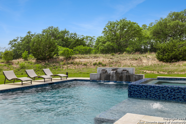 Image 38 of 49 For 211 Clubs Drive