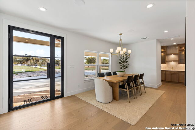 Image 11 of 64 For 24840 Breeze Oak