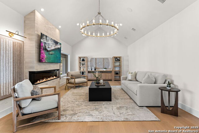 Image 14 of 64 For 24840 Breeze Oak