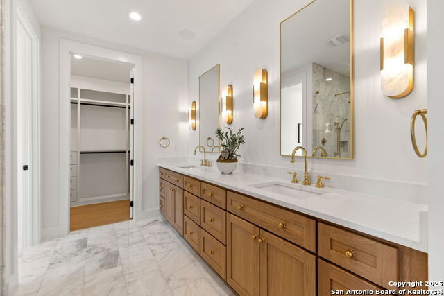 Image 30 of 64 For 24840 Breeze Oak