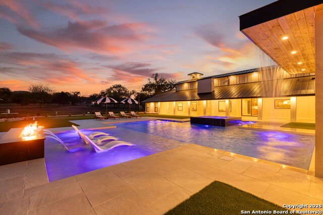 Image 5 of 64 For 24840 Breeze Oak