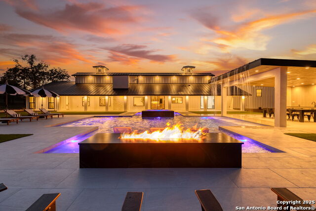 Image 6 of 64 For 24840 Breeze Oak