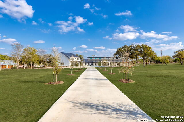 Image 61 of 64 For 24840 Breeze Oak