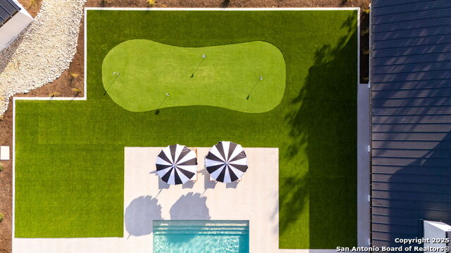 Image 9 of 64 For 24840 Breeze Oak