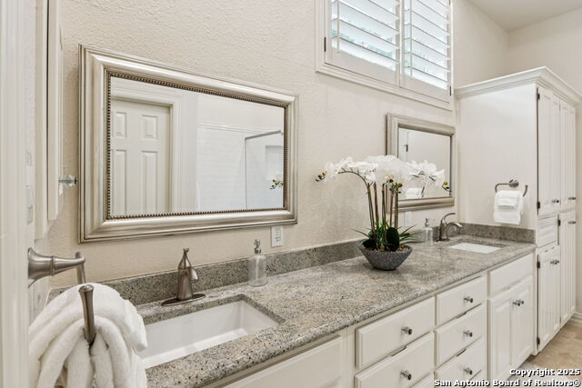 Image 23 of 47 For 39 Rogers Wood