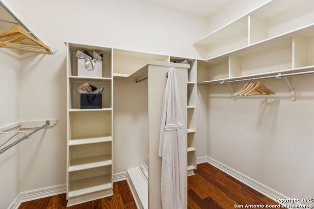 Image 25 of 47 For 39 Rogers Wood