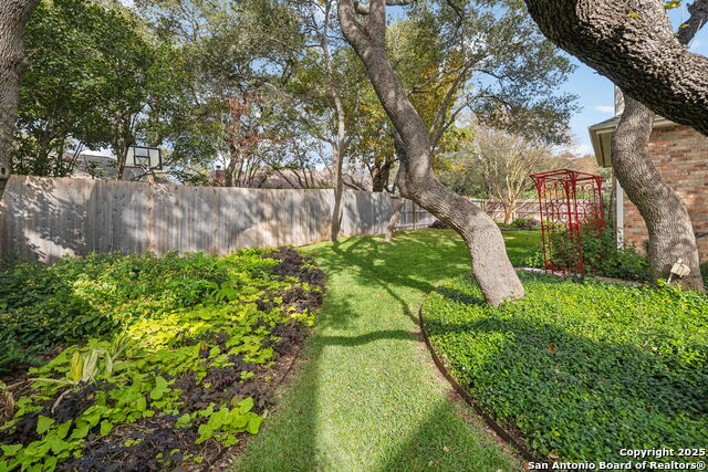 Image 39 of 47 For 39 Rogers Wood