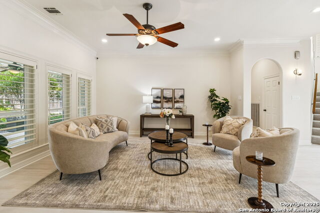 Image 4 of 47 For 39 Rogers Wood