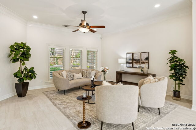 Image 7 of 47 For 39 Rogers Wood