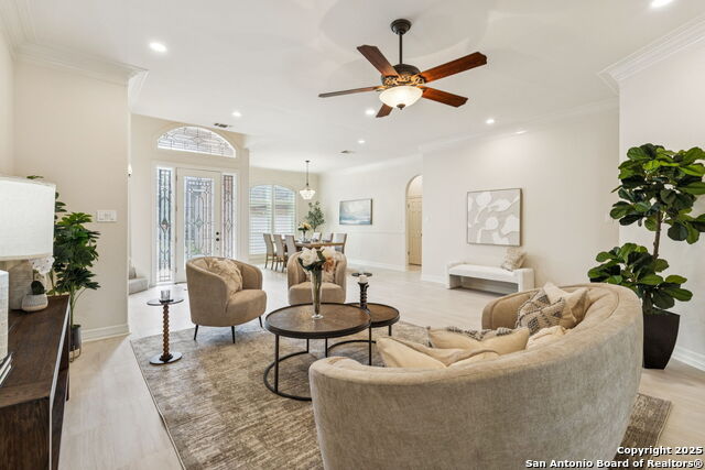 Image 8 of 47 For 39 Rogers Wood