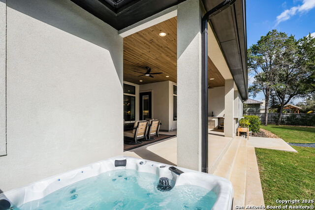 Image 11 of 36 For 2406 Geneseo Oaks