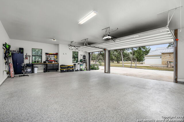 Image 32 of 36 For 2406 Geneseo Oaks