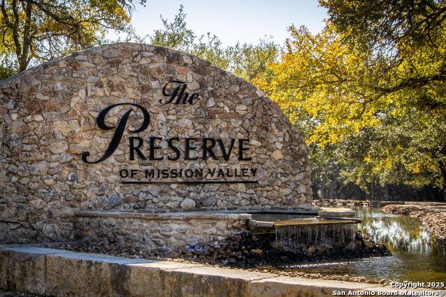 Image 35 of 36 For 2406 Geneseo Oaks