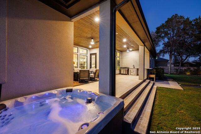 Image 6 of 36 For 2406 Geneseo Oaks