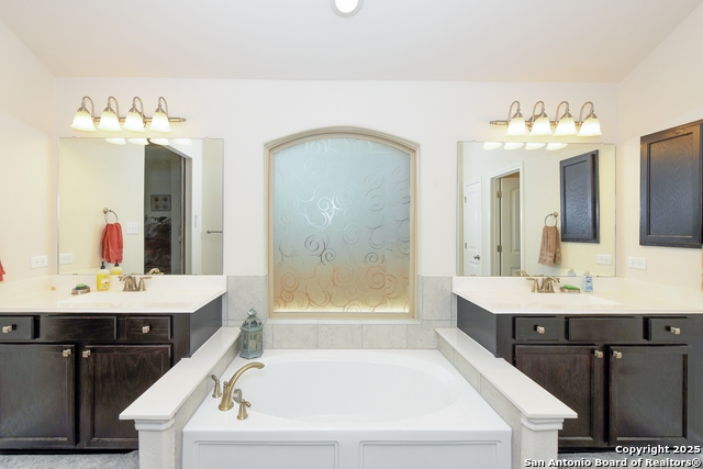 Listing photo id 21 for 1710 Briar Spring