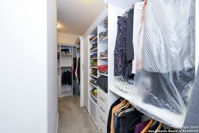 Listing photo id 23 for 1710 Briar Spring