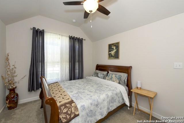 Listing photo id 28 for 1710 Briar Spring