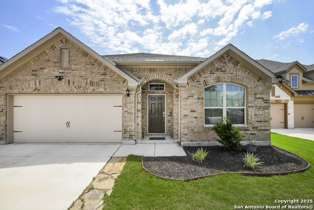 Listing photo id 5 for 1710 Briar Spring