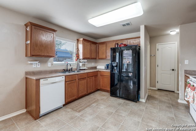 Image 10 of 26 For 8011 Chisos Oak