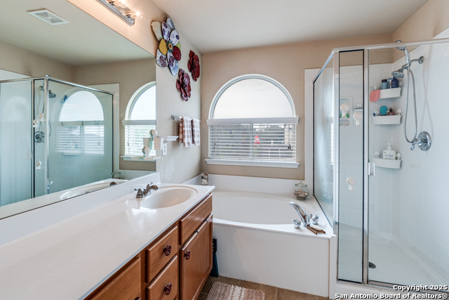 Image 19 of 26 For 8011 Chisos Oak