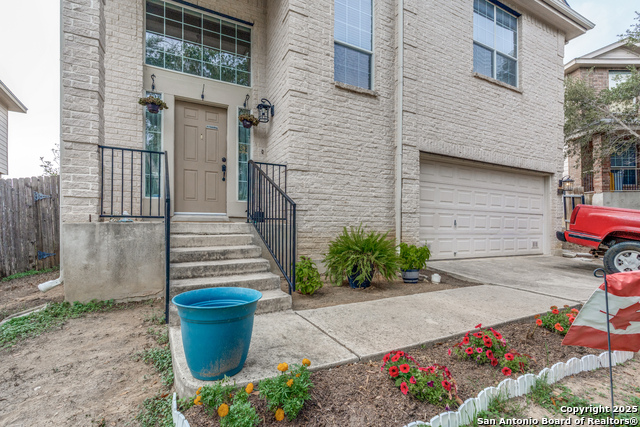 Image 4 of 26 For 8011 Chisos Oak