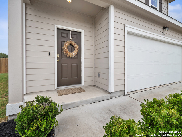 Image 2 of 30 For 5484 Rue Girard