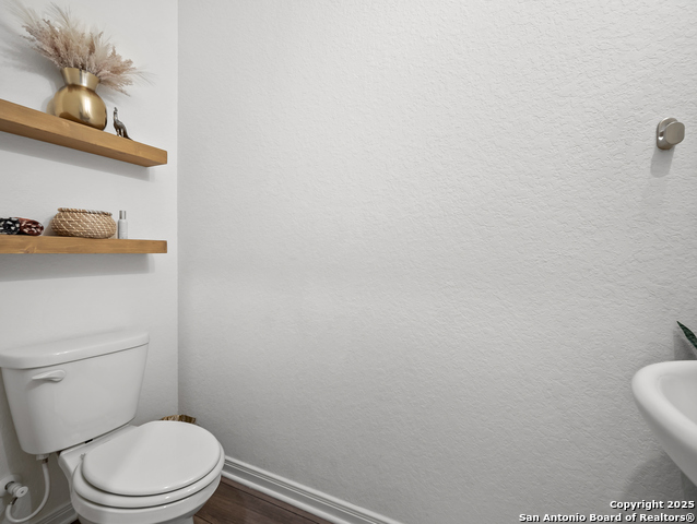 Image 4 of 30 For 5484 Rue Girard