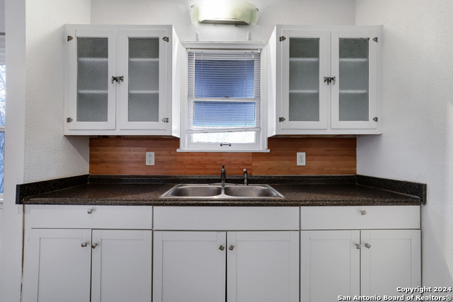 Image 10 of 21 For 255 Natalen Ave 202