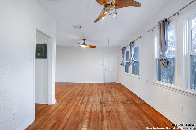 Image 8 of 21 For 255 Natalen Ave 202