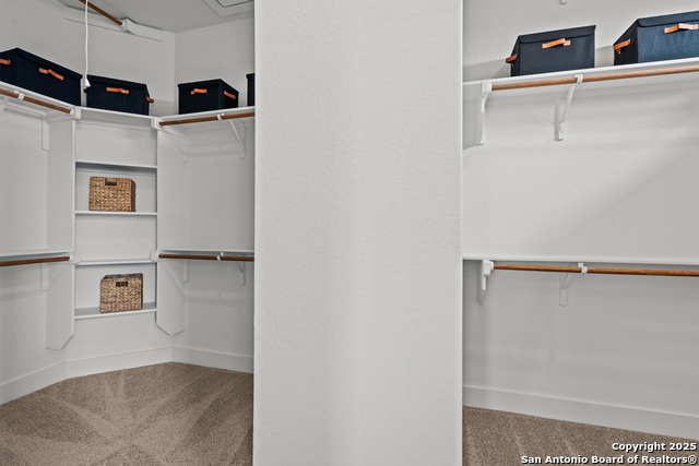 Listing photo id 18 for 718 Niebla Creek