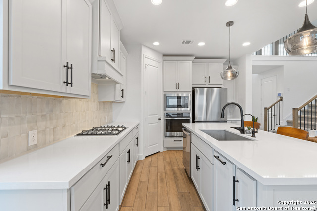 Image 14 of 37 For 250 Navarro  