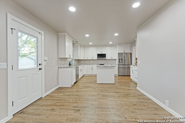 Image 10 of 34 For 8050 Rosespur