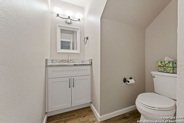 Image 14 of 34 For 8050 Rosespur