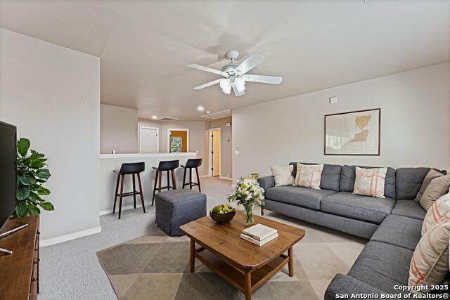 Image 17 of 34 For 8050 Rosespur