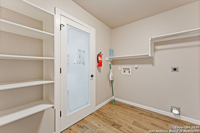 Image 23 of 34 For 8050 Rosespur