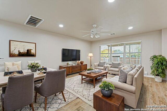 Image 7 of 34 For 8050 Rosespur