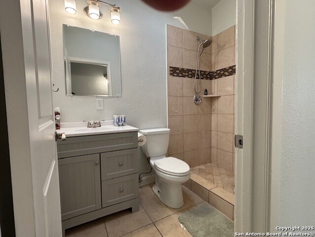 Image 25 of 30 For 5606 Castle Prince