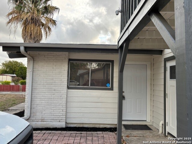 Image 5 of 30 For 5606 Castle Prince