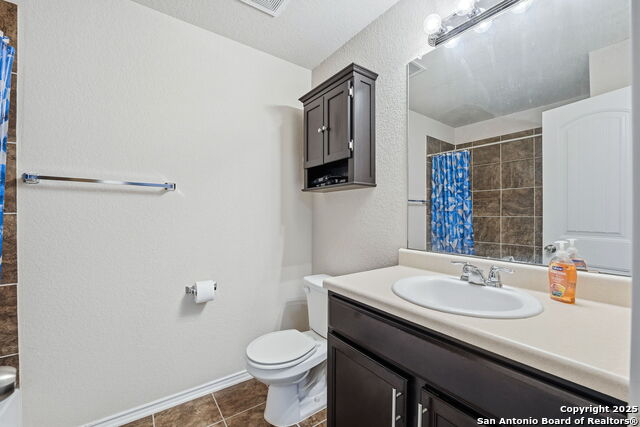 Image 32 of 43 For 10430 Rhyder Ridge