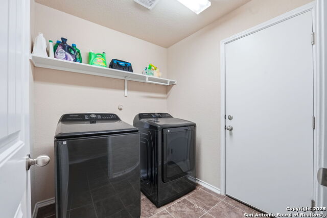 Image 34 of 43 For 10430 Rhyder Ridge