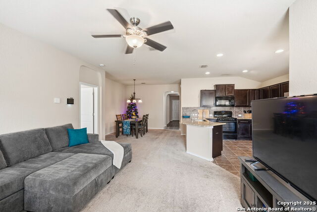 Image 8 of 43 For 10430 Rhyder Ridge