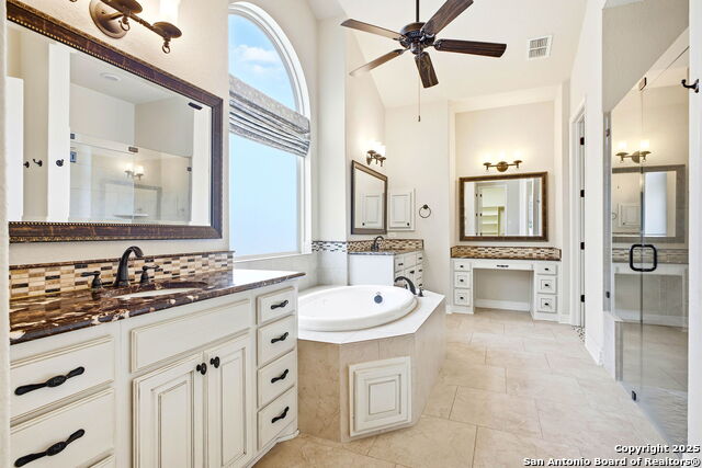 Image 28 of 50 For 18119 Abingdon Place