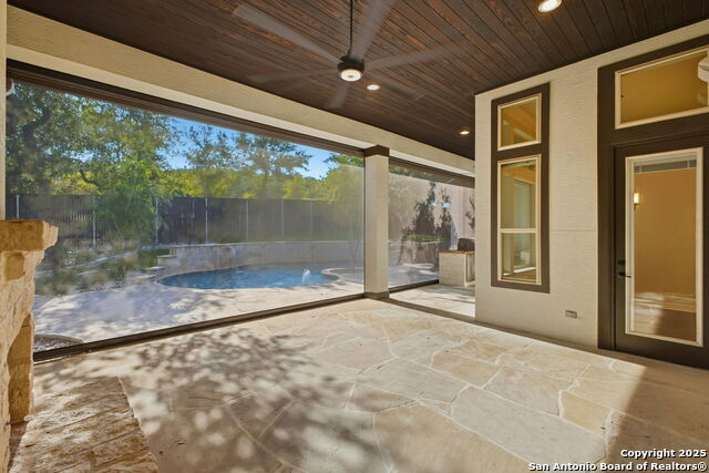 Image 43 of 50 For 18119 Abingdon Place