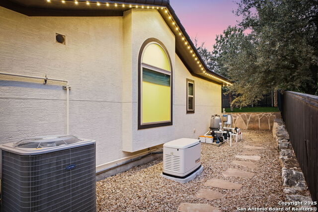 Image 48 of 50 For 18119 Abingdon Place