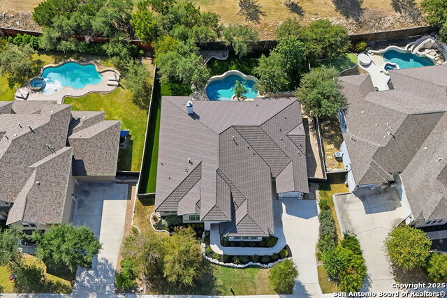 Image 7 of 50 For 18119 Abingdon Place