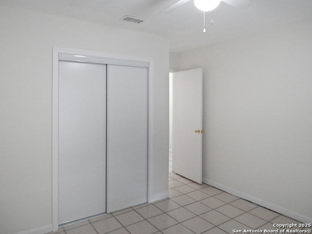 Image 18 of 43 For 13610 Earlywood